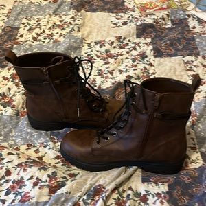 Perfect size 10 boots